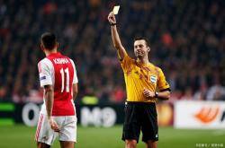 开云在线直播-关于阿贾克斯豪取连胜，晋级显今的信息