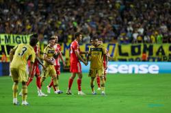 开云体育-南美球队在国际足球赛事中取得胜利