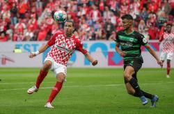 开云足球直播-关于霍芬海姆客场取胜，继续保持领先的信息