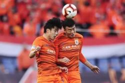 开云体育下载-南特队主场作战，双线作战取胜法甲对手