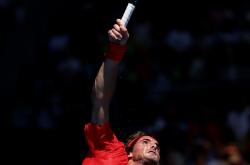 开云体育直播-关于温网鏖战拉沃尔杯，西西帕斯高光表现的信息