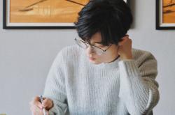 开云足球直播-鹈鹕展翅撕裂热火防线，英格拉姆无解单打诠释巨星价值