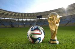 开云体育平台APP-绿茵与硬木，当拜仁碾碎红魔，基耶萨在抢七中升起