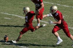 开云体育官方网站-从温网到美网，阿尔卡拉斯如何以轻取之姿点燃赛场，重塑网坛格局