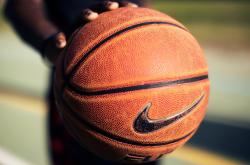 开云体育中国-布克关键先生本色尽显，广厦稳扎稳打力克吉林