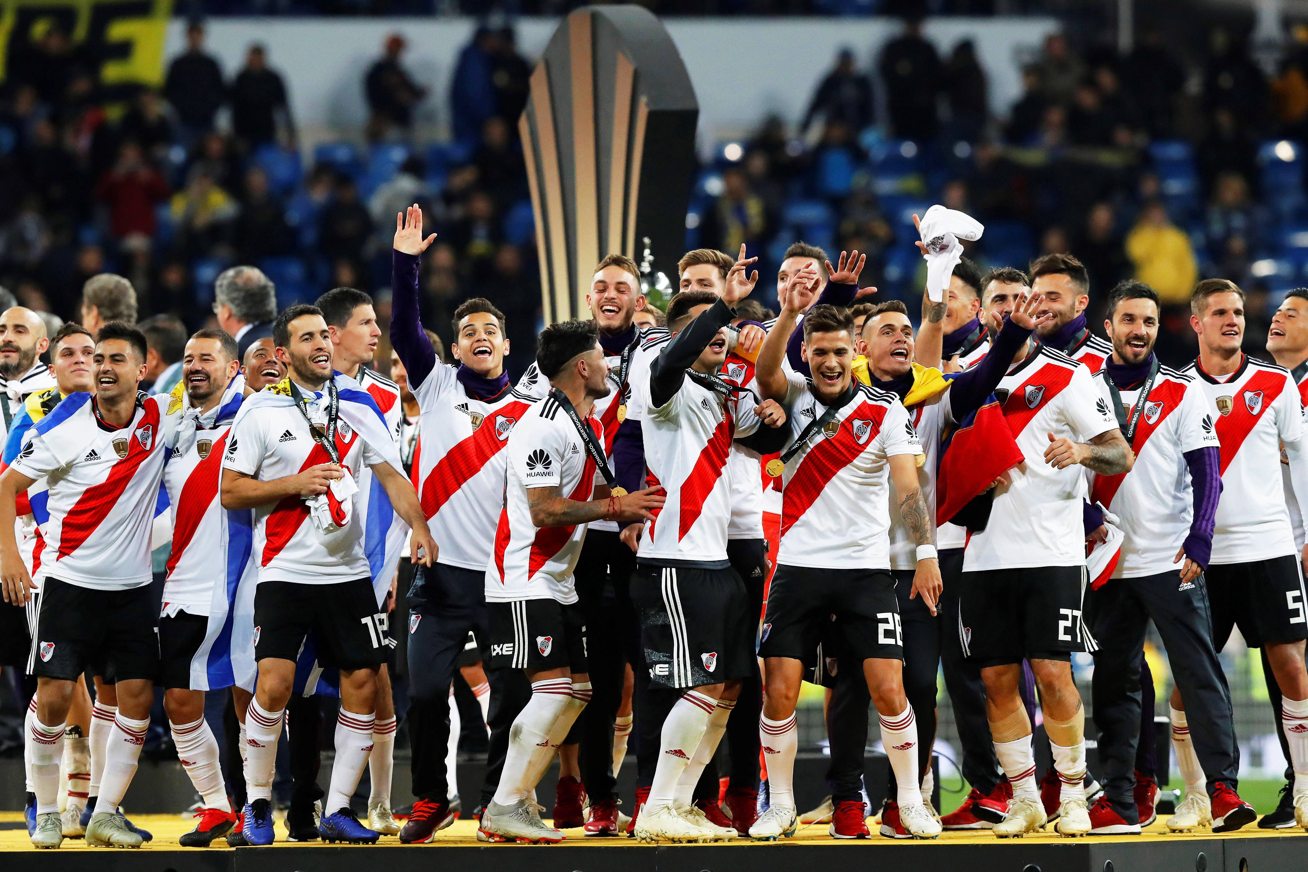 深度解读：浦和红钻世俱杯战术演练的简单介绍