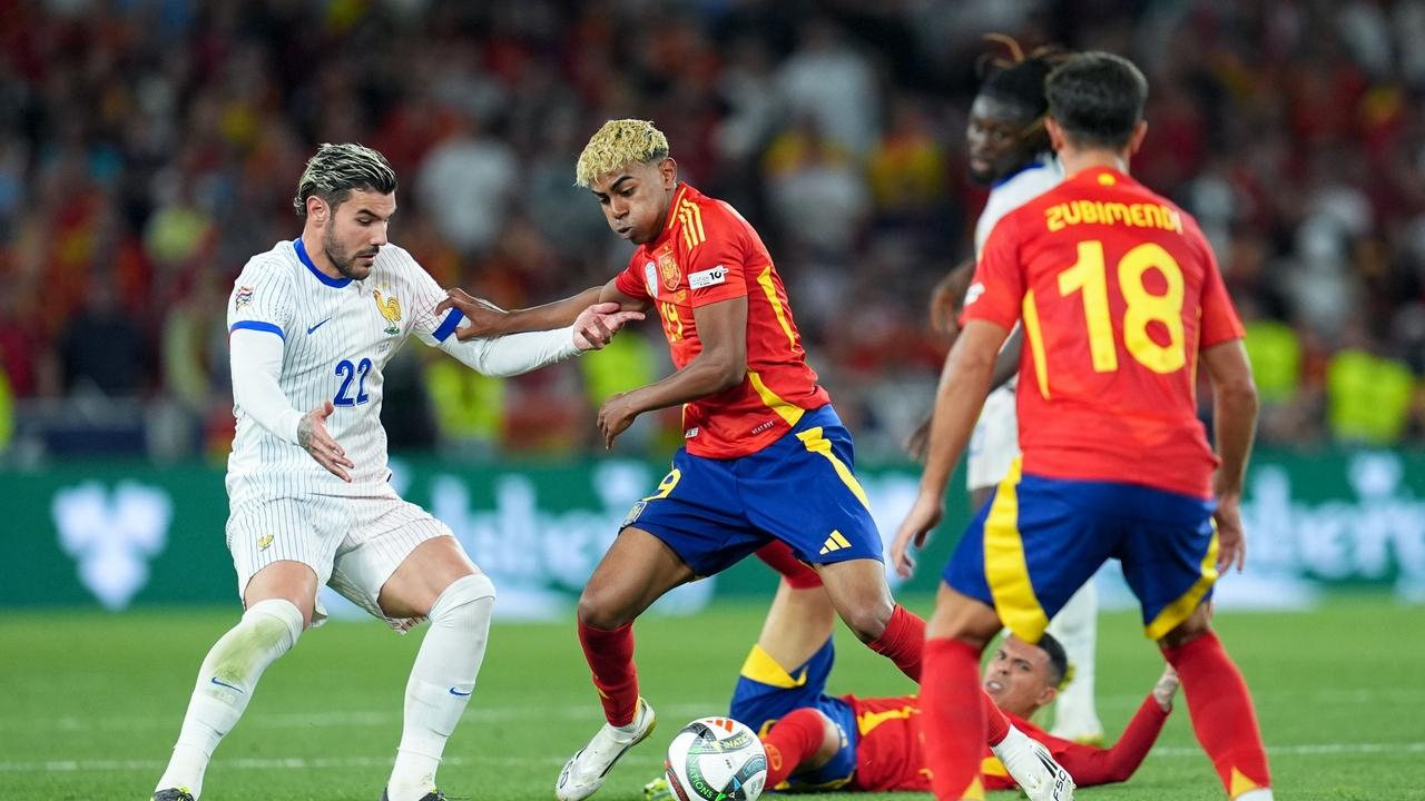 国际米兰逆转阿森纳，马夏尔制霸全场的简单介绍