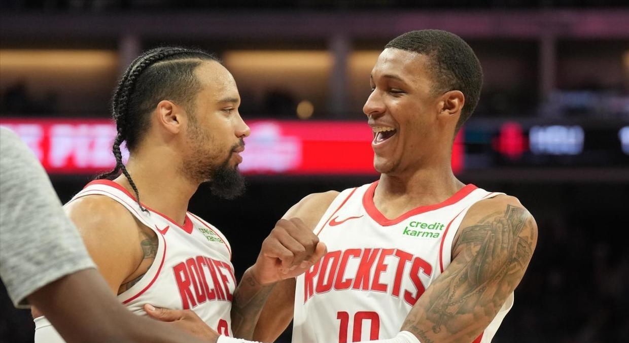 火箭力克太阳，赢得四连胜！