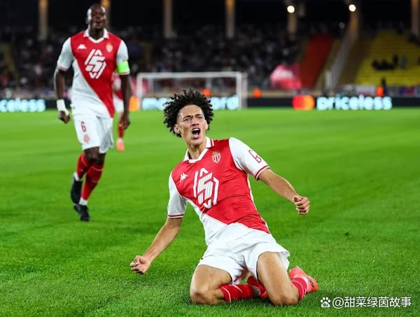 摩纳哥主场逼平里昂，争夺三分