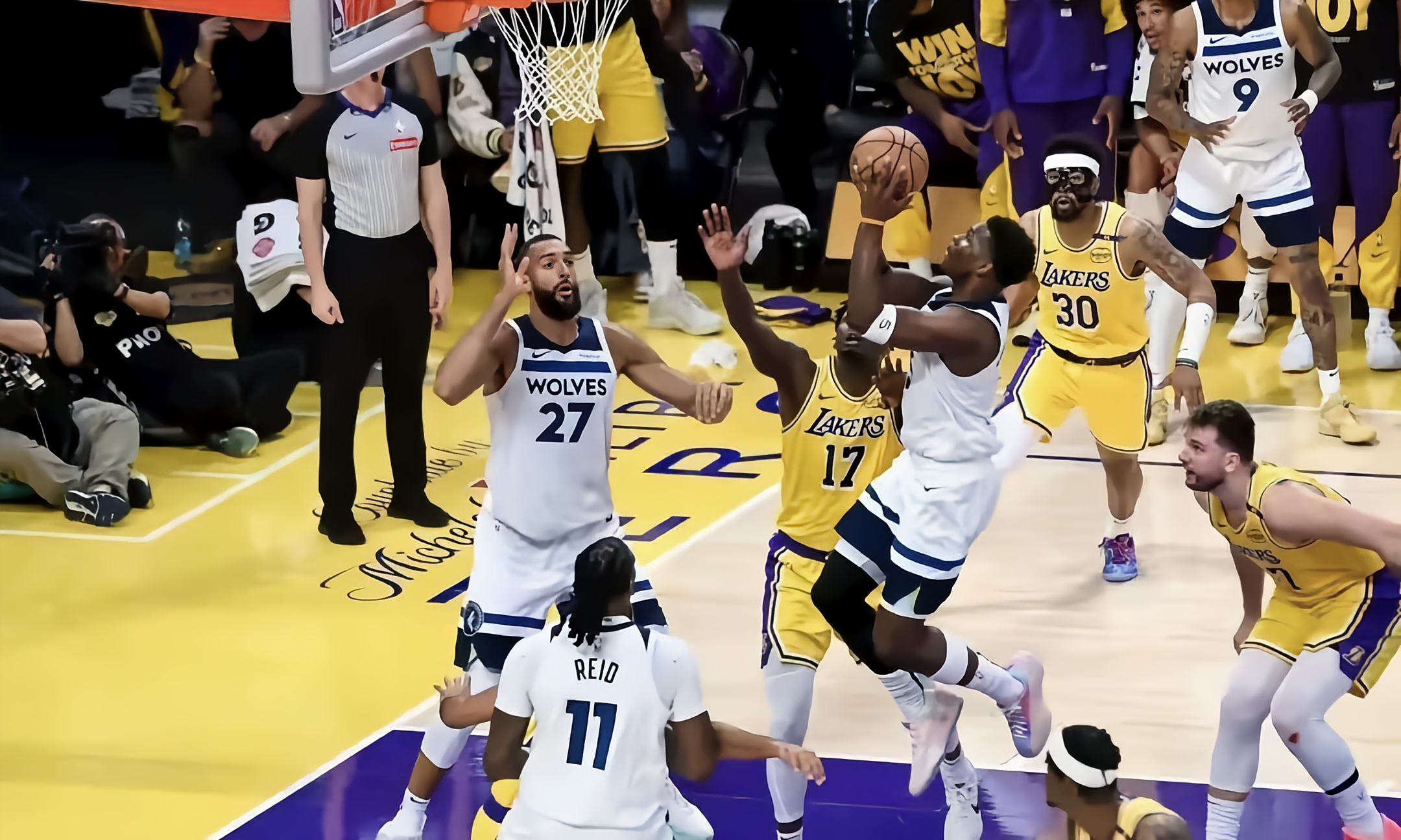 澳大利亚篮球联赛季后赛火热进行中