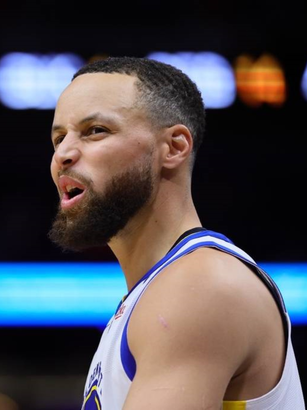 关于勇士主帅科尔批评队员技战术的信息