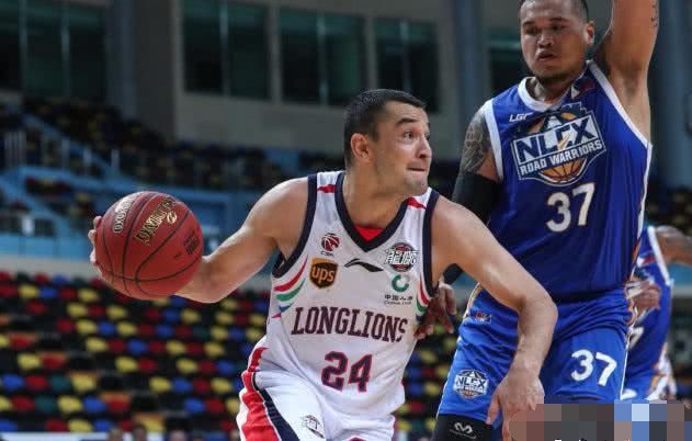 振奋人心！俄罗斯超级联赛引发热议的简单介绍