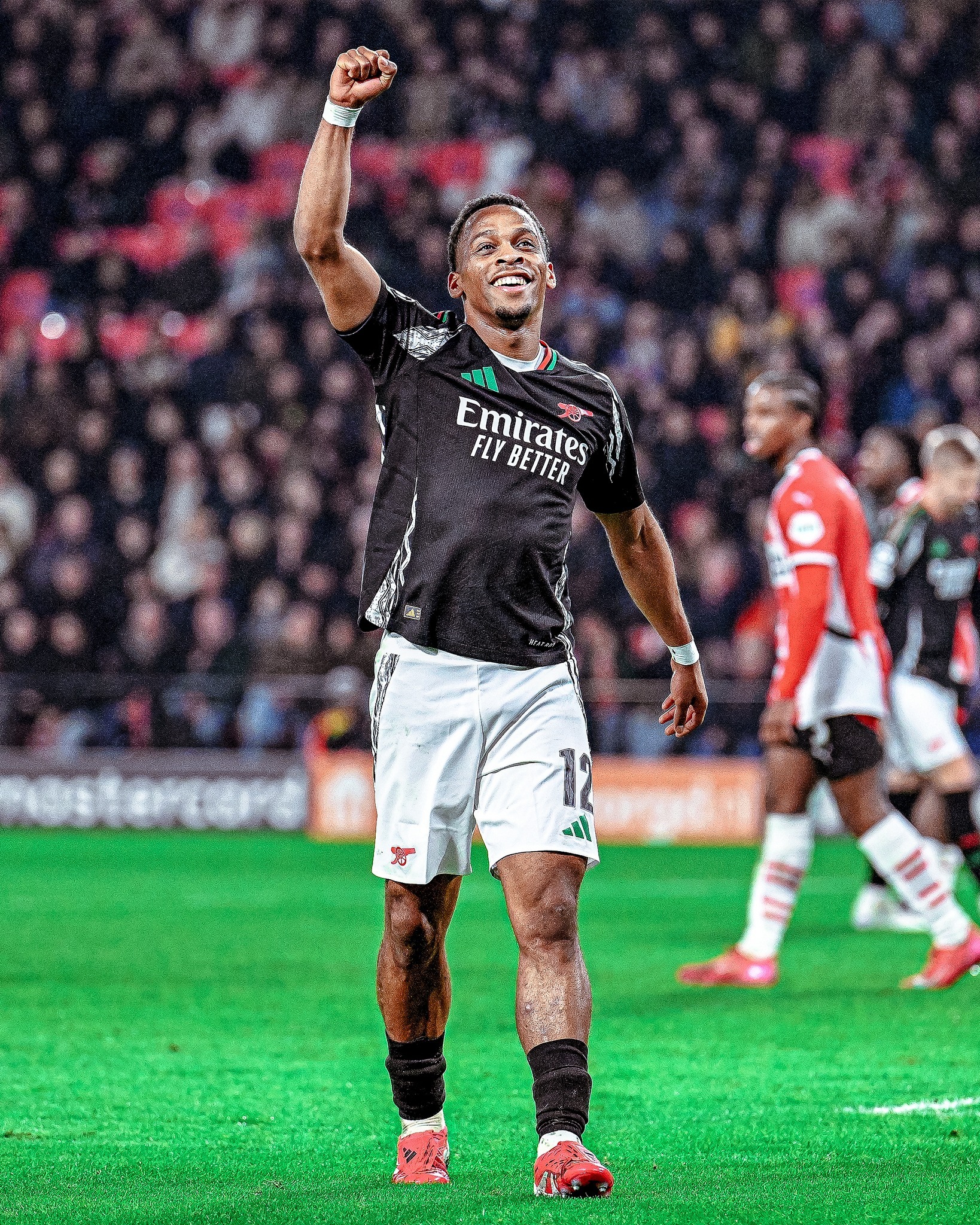 阿森纳轰出进球，取得胜利显得轻松