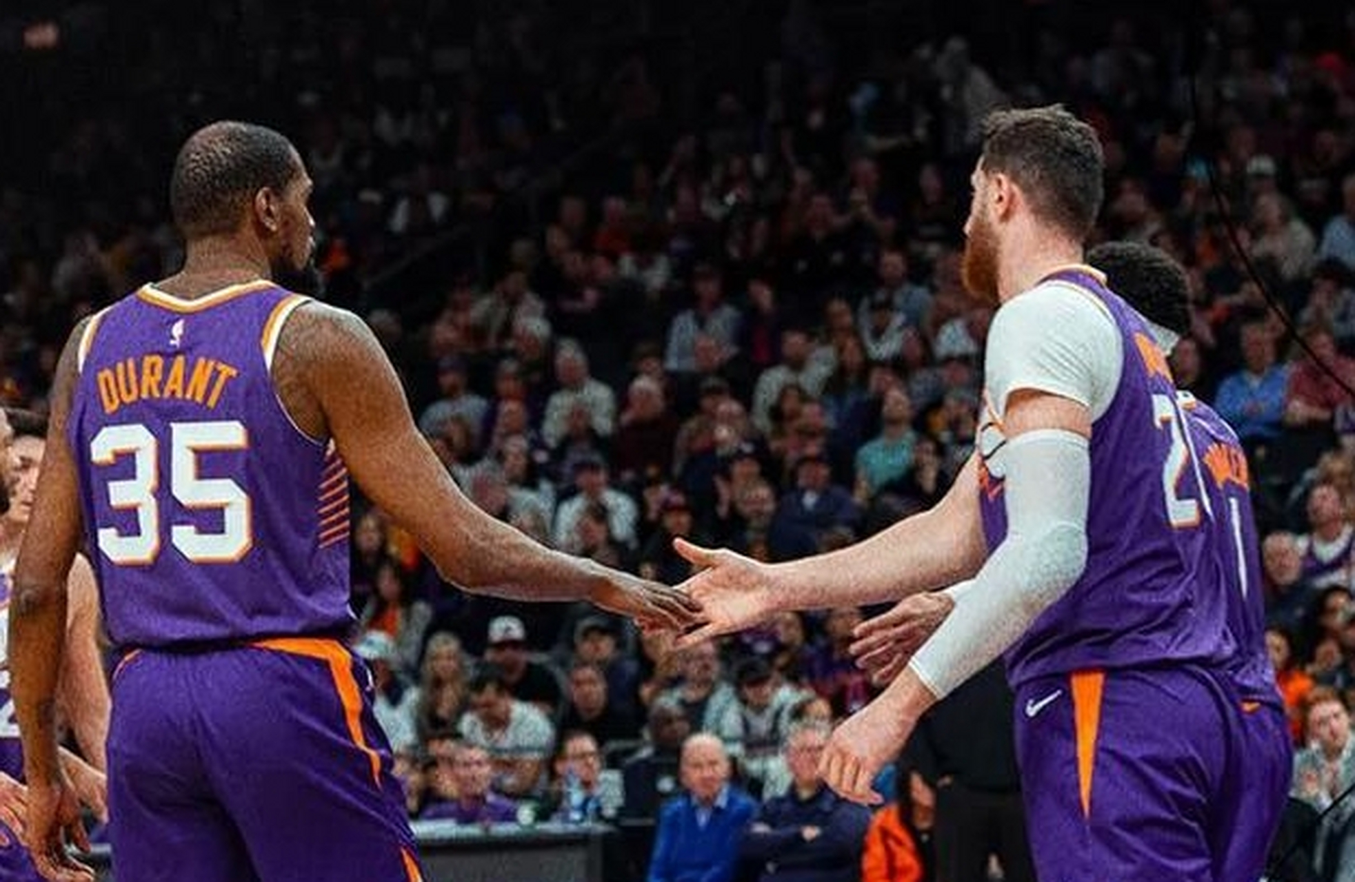 骑士横扫太阳，浓眉哥关键制胜