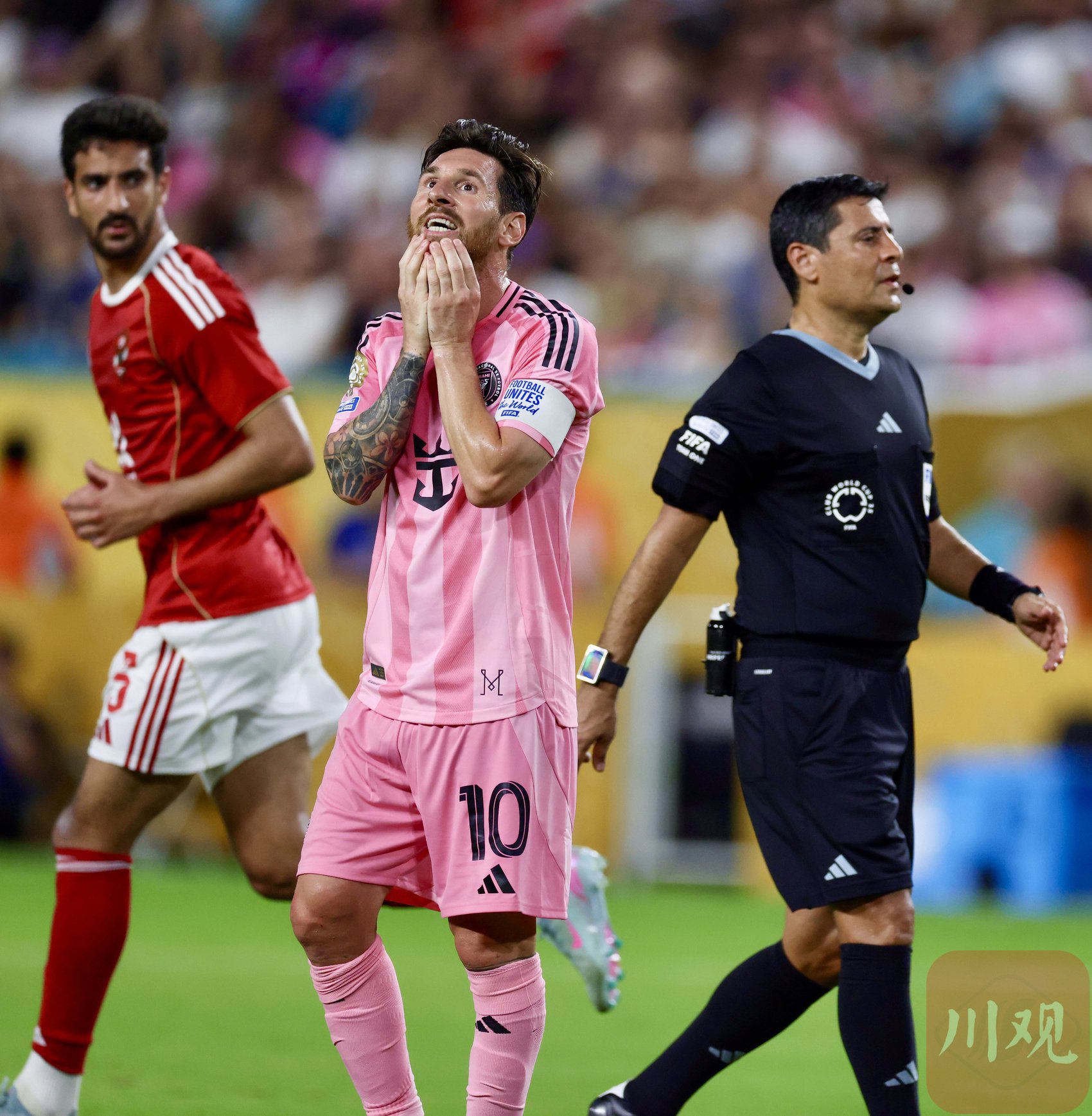 包含国际足坛的精彩进球引发球迷热议的词条 包含国际足坛的精彩进球引发球迷热议的词条