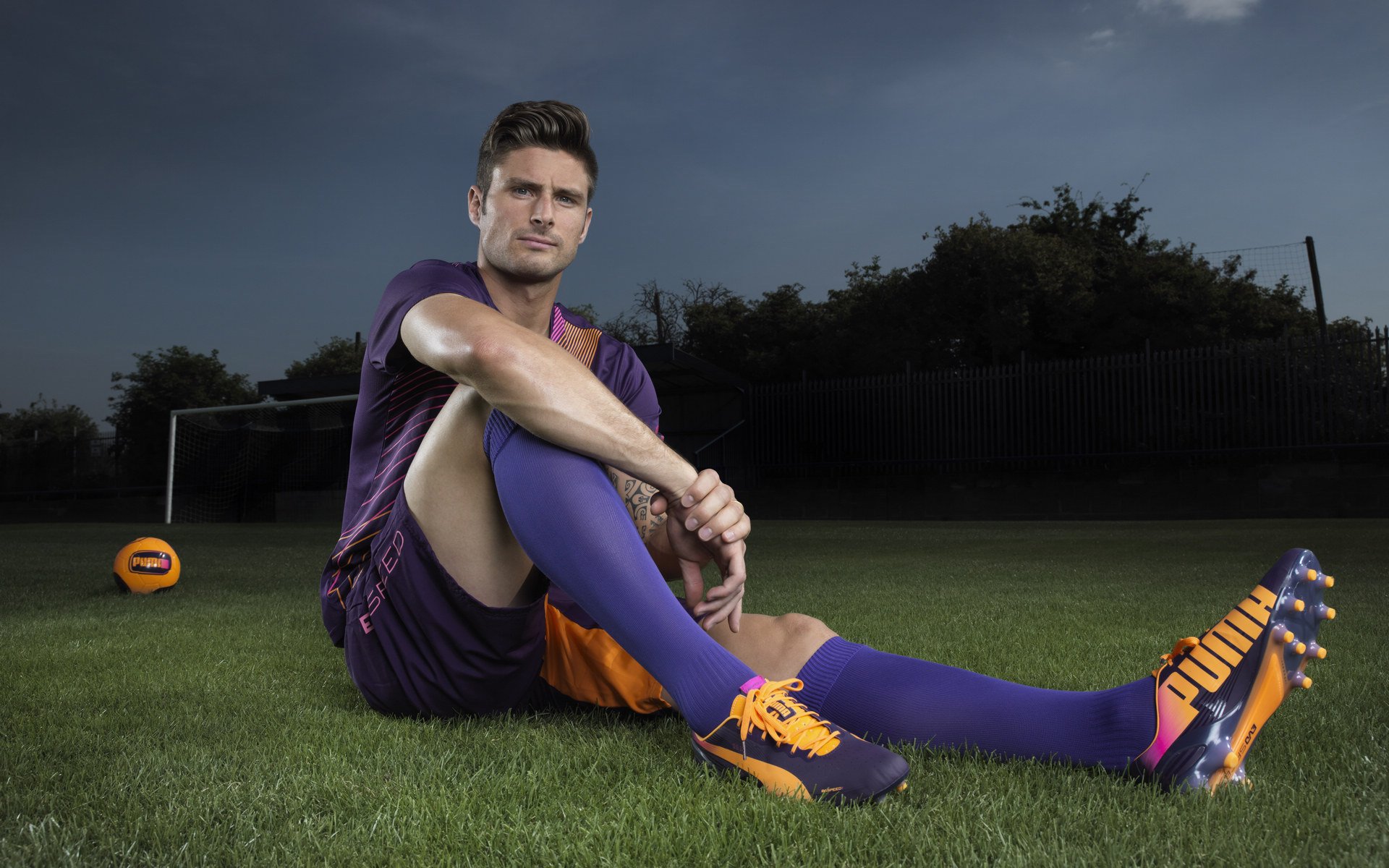 魔术对阵马刺，伦纳德关键战不手软